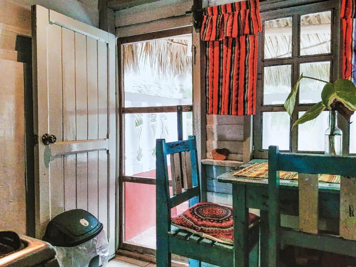 Beachfront Casa Maya Lodge Ель-Куйо Екстер'єр фото